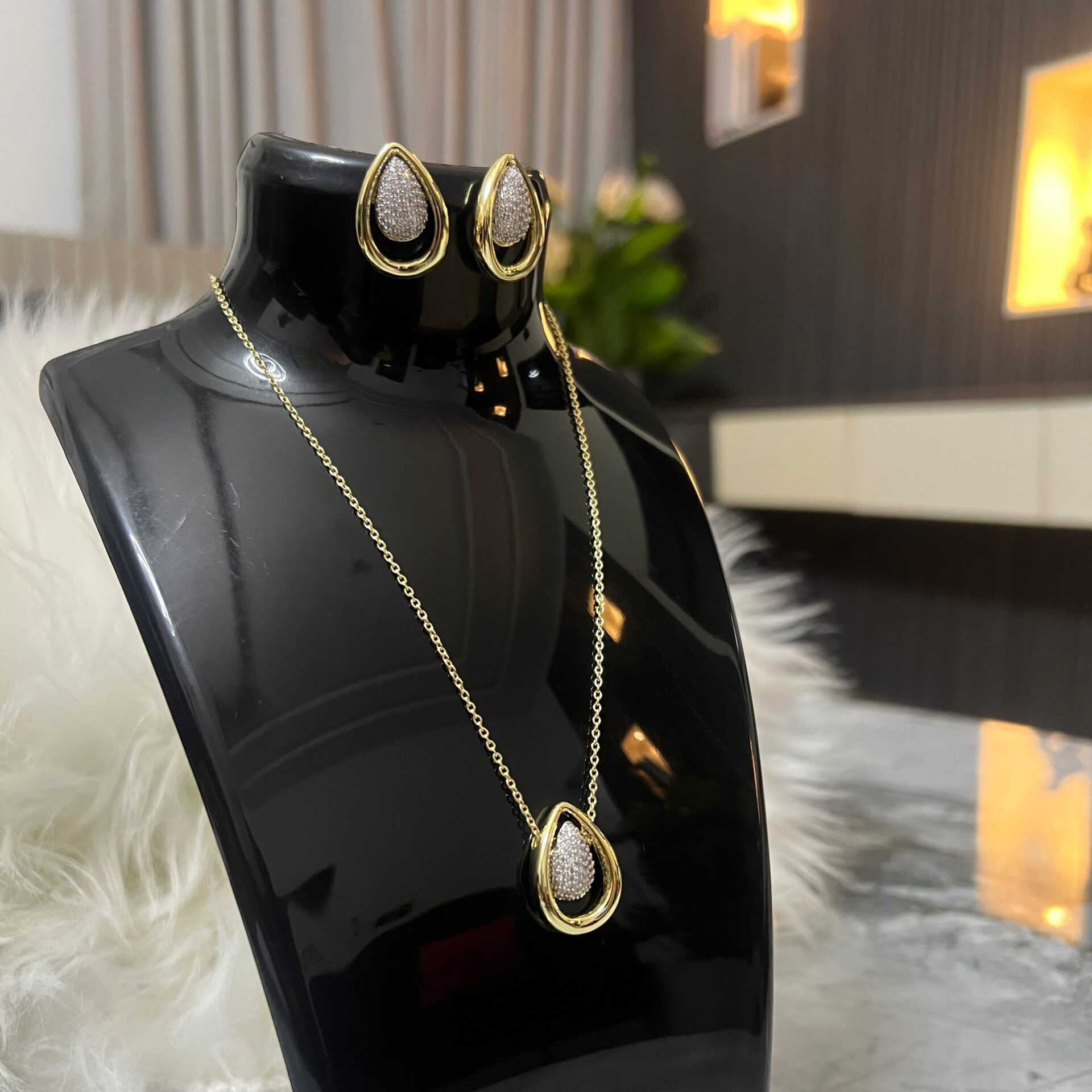 photo-output_4 ZOZA Classic